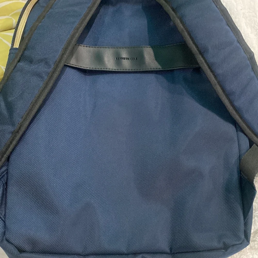 KENNETH COLE REACTION CHEVRON LAPTOP FASHION TRAVEL BAG